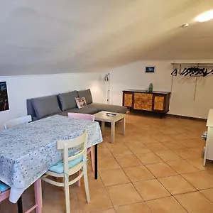 Megan 2 Apartman